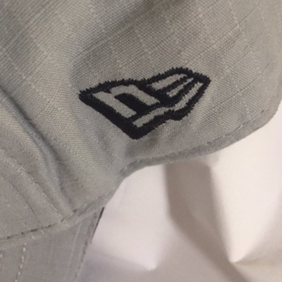 Boston Red Sox, 2004 World Series League Champions Baseball Hat - Picture 3 of 8